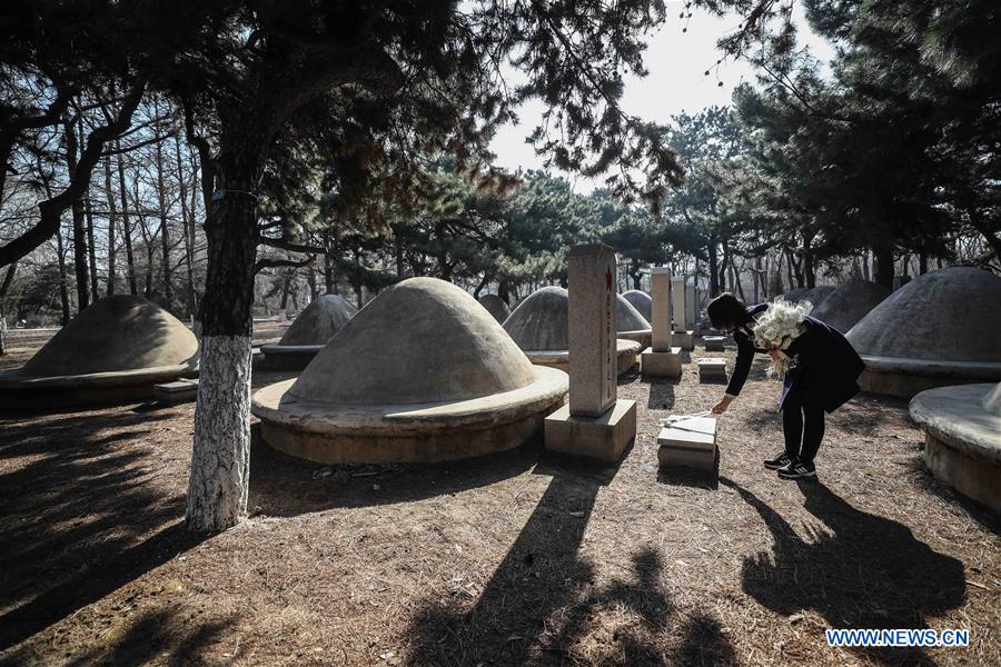 CHINA-SHENYANG-QINGMING-KOREAN WAR MARTYR-CEMETERY (CN)