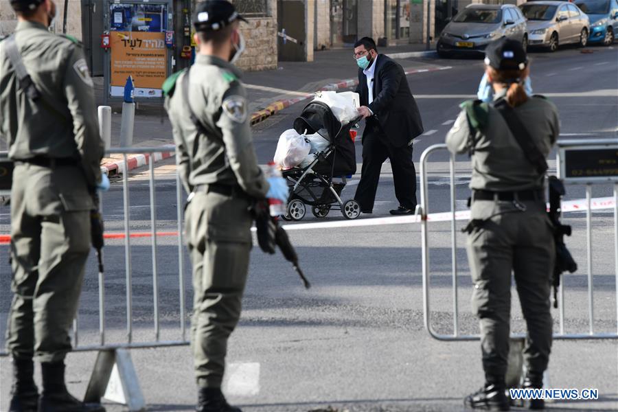 MIDEAST-BNEI BRAK-COVID-19