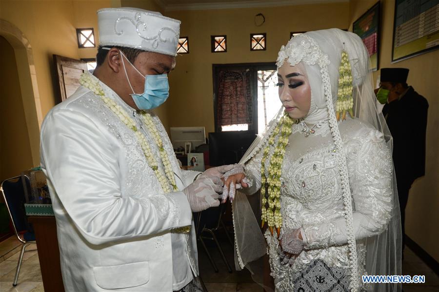 INDONESIA-SOUTH TANGERANG-COVID-19-WEDDING