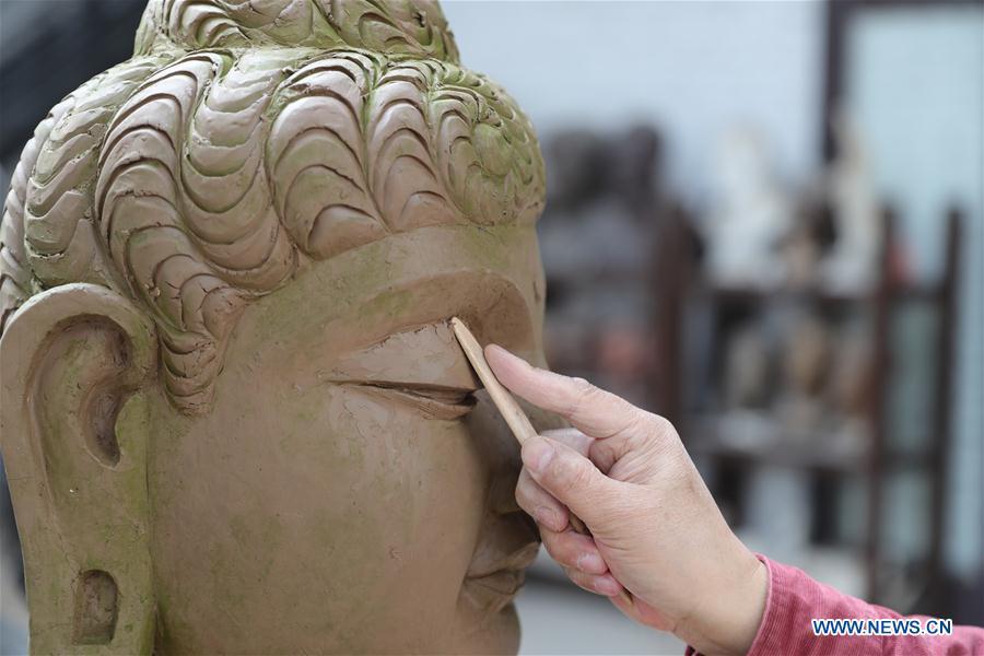 CHINA-GANSU-DUNHUANG-PAINTED SCULPTURE ART (CN)