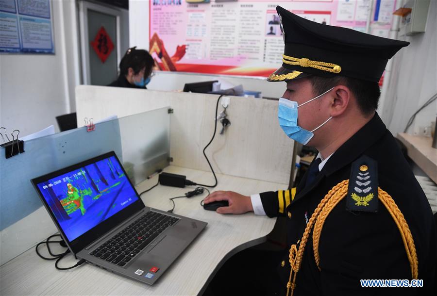 CHINA-BEIJING-CAMPUS-UNMANNED DELIVERY CAR (CN)