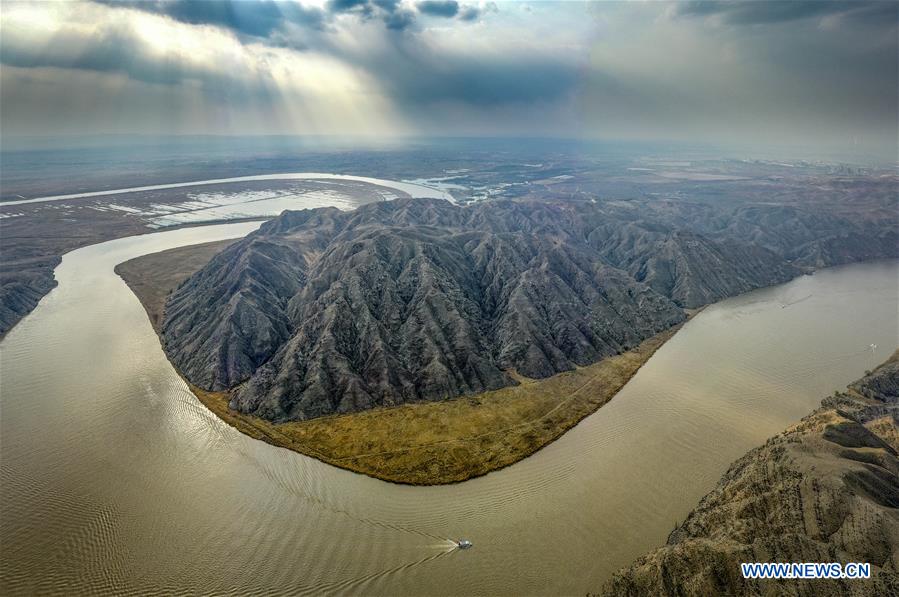 CHINA-NINGXIA-YELLOW RIVER-CANYON-SCENERY (CN)
