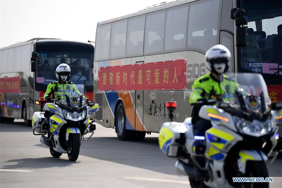 CHINA-SHAANXI-XI'AN-MEDICAL WORKERS-RETURN FROM HUBEI (CN)