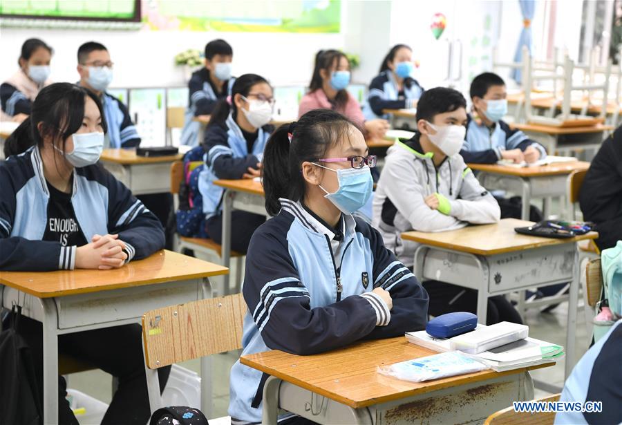 CHINA-GUANGXI-NANNING-SENIOR HIGH SCHOOL STUDENTS-RETURNING TO SCHOOL (CN)