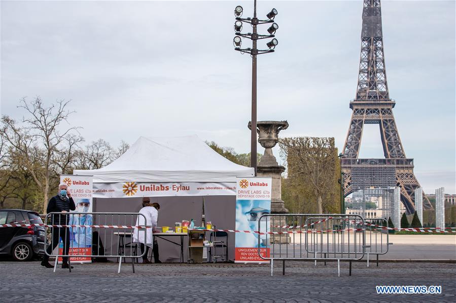 FRANCE-PARIS-COVID-19-DRIVE THROUGH TEST