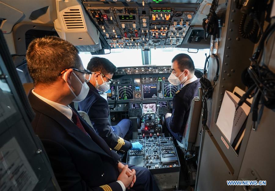 CHINA-HUBEI-WUHAN-OUTBOUND TRAVEL RESTRICTIONS-LIFTING (CN)