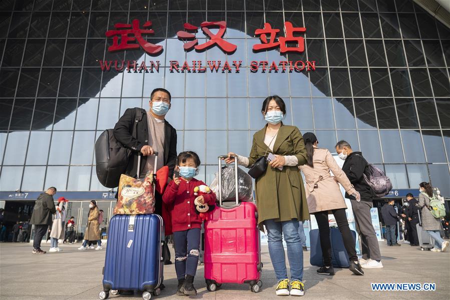 CHINA-HUBEI-WUHAN-OUTBOUND TRAVEL RESTRICTIONS-LIFTING (CN)