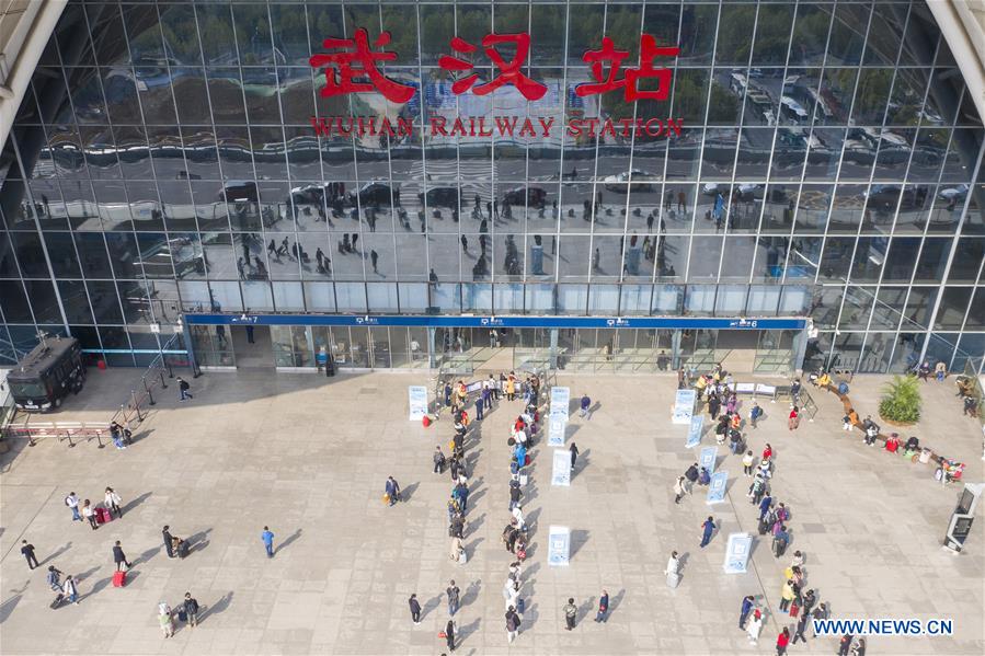 CHINA-HUBEI-WUHAN-OUTBOUND TRAVEL RESTRICTIONS-LIFTING (CN)