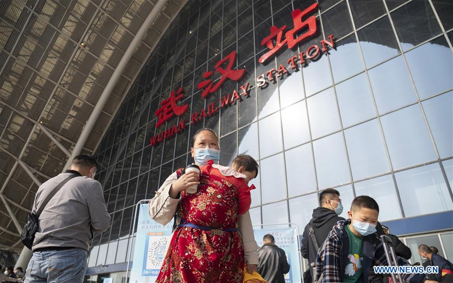 CHINA-HUBEI-WUHAN-OUTBOUND TRAVEL RESTRICTIONS-LIFTING (CN)