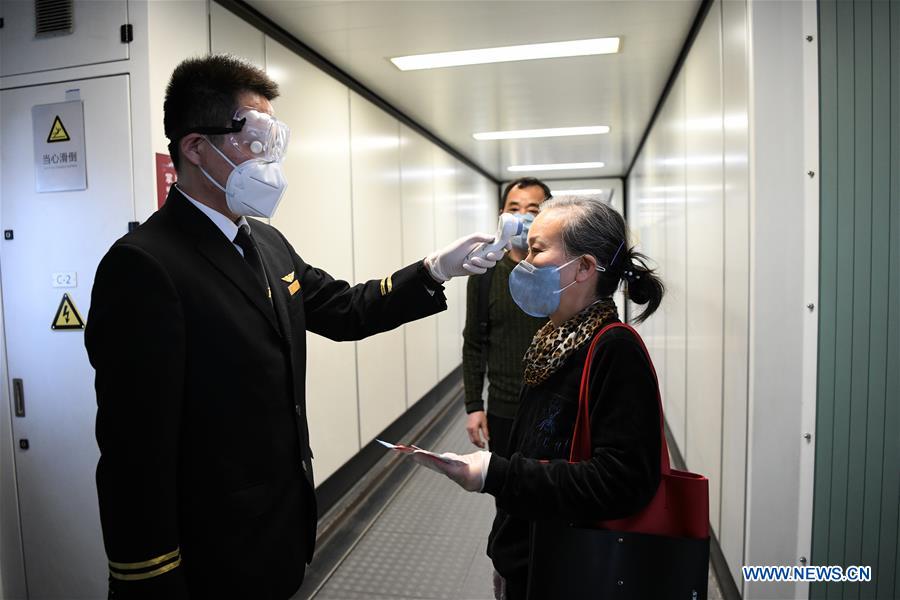 CHINA-SHENZHEN-FLIGHTS-WUHAN-RESUMING (CN)