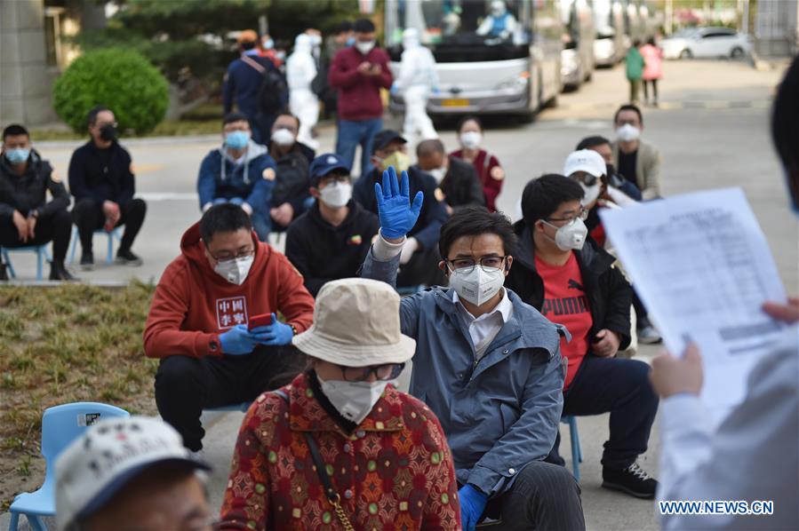 CHINA-BEIJING-TRAIN FROM WUHAN-ARRIVAL (CN) 