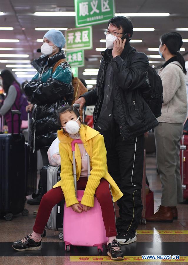 CHINA-BEIJING-TRAIN FROM WUHAN-ARRIVAL (CN) 