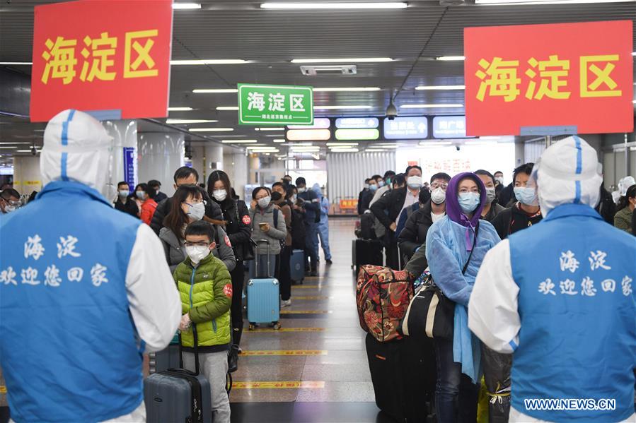CHINA-BEIJING-TRAIN FROM WUHAN-ARRIVAL (CN) 