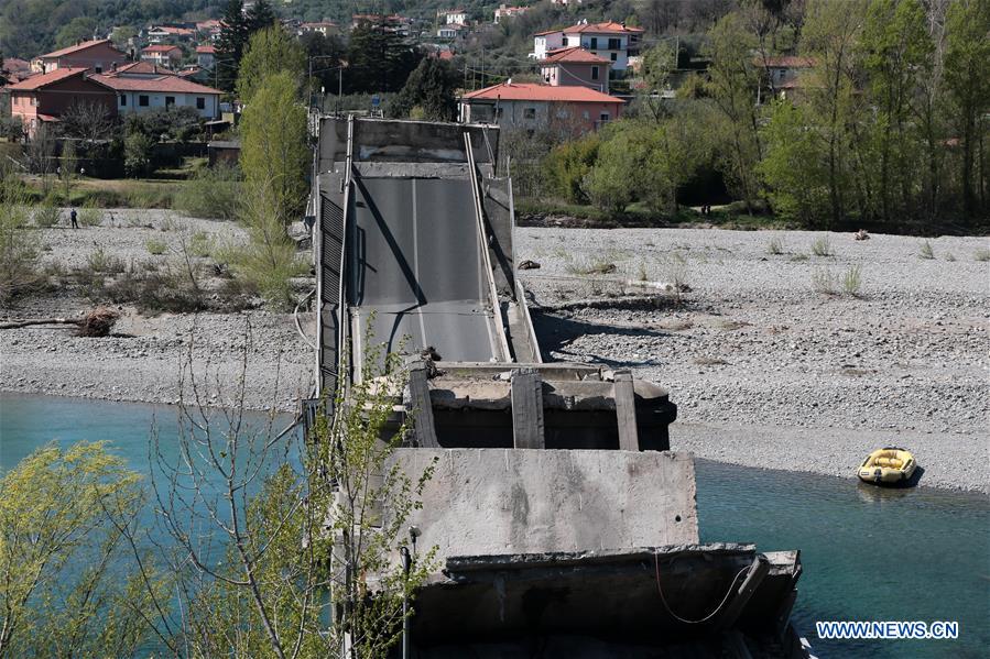 ITALY-TUSCANY-BRIDGE-COLLAPSE 
