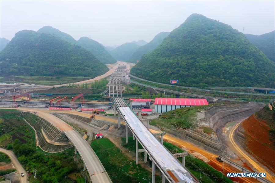 CHINA-GUIZHOU-ANSHUN-EXPRESSWAY-CONSTRUCTION-RESUME (CN)
