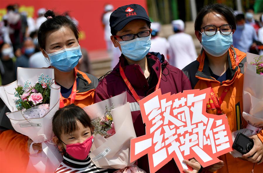 CHINA-SHAANXI-XI'AN-COVID-19-MEDICAL WORKER-QUARANTINE-FINISH-RETURN HOME (CN)