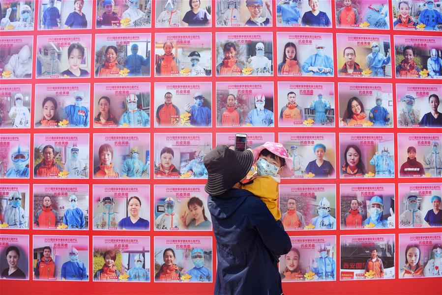 CHINA-SHAANXI-XI'AN-COVID-19-MEDICAL WORKER-QUARANTINE-FINISH-RETURN HOME (CN)