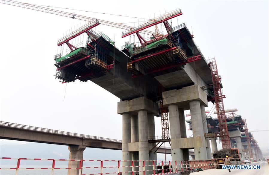 CHINA-HENAN-YELLOW RIVER-BRIDGE-CONSTRUCTION (CN)