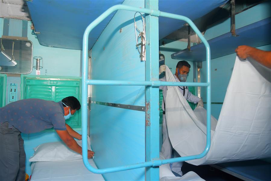 XINHUA PHOTOS OF THE DAY