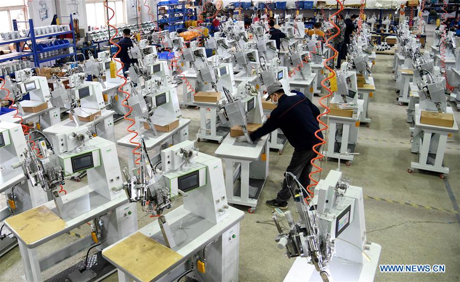 CHINA-QINGDAO-COVID-19-SOUTH KOREAN COMPANY-SEAM SEALING EQUIPMENT-PRODUCTION (CN)