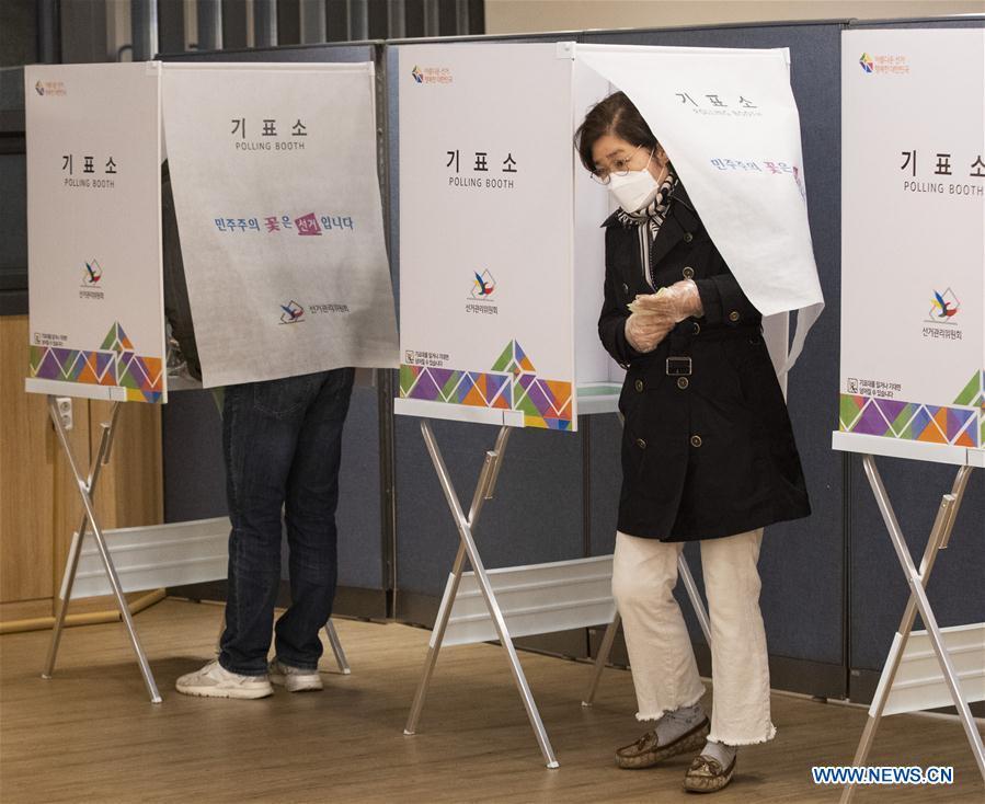SOUTH KOREA-COVID-19-PARLIAMENTARY ELECTION