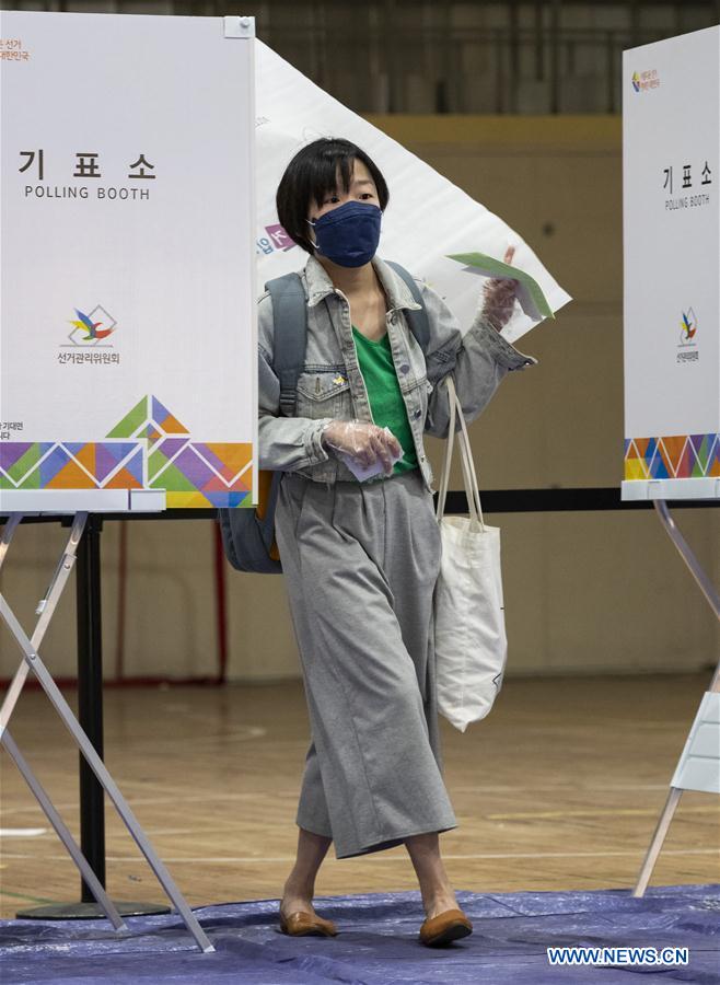 SOUTH KOREA-COVID-19-PARLIAMENTARY ELECTION
