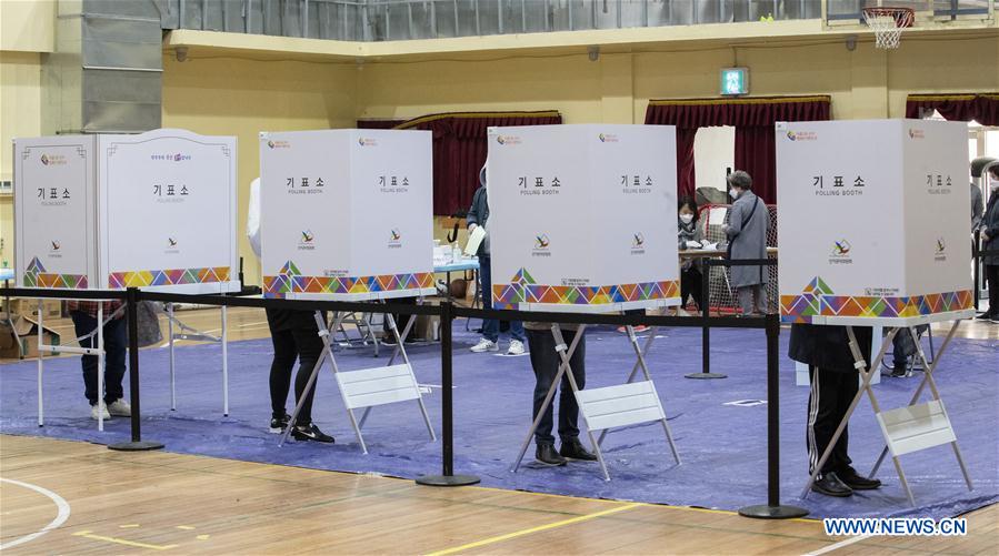 SOUTH KOREA-COVID-19-PARLIAMENTARY ELECTION