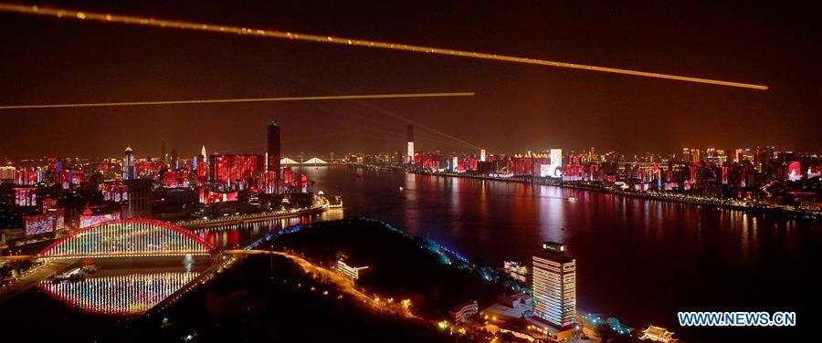 CHINA-HUBEI-WUHAN-LIGHT SHOW (CN)