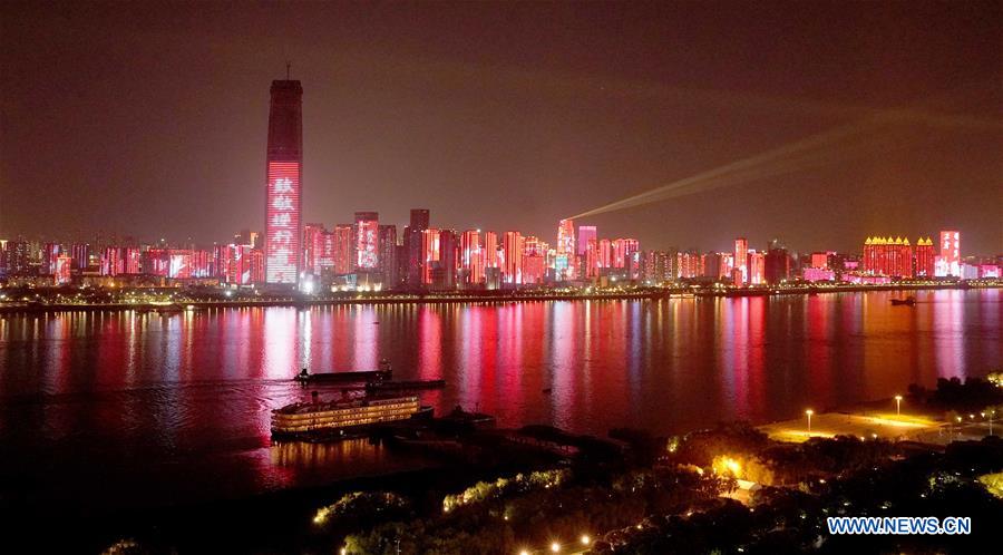 CHINA-HUBEI-WUHAN-LIGHT SHOW (CN)