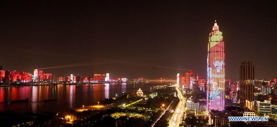 CHINA-HUBEI-WUHAN-LIGHT SHOW (CN)