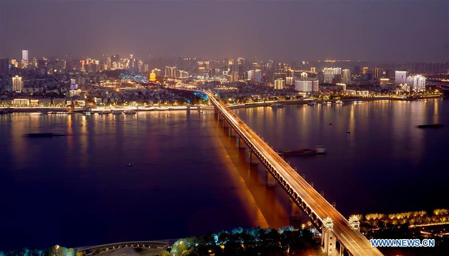 CHINA-HUBEI-WUHAN-LIGHT SHOW (CN)