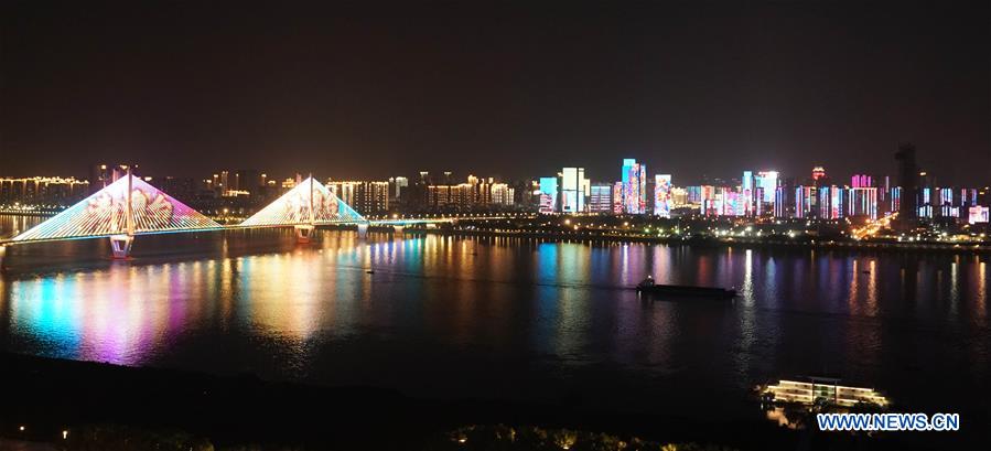 CHINA-HUBEI-WUHAN-LIGHT SHOW (CN)