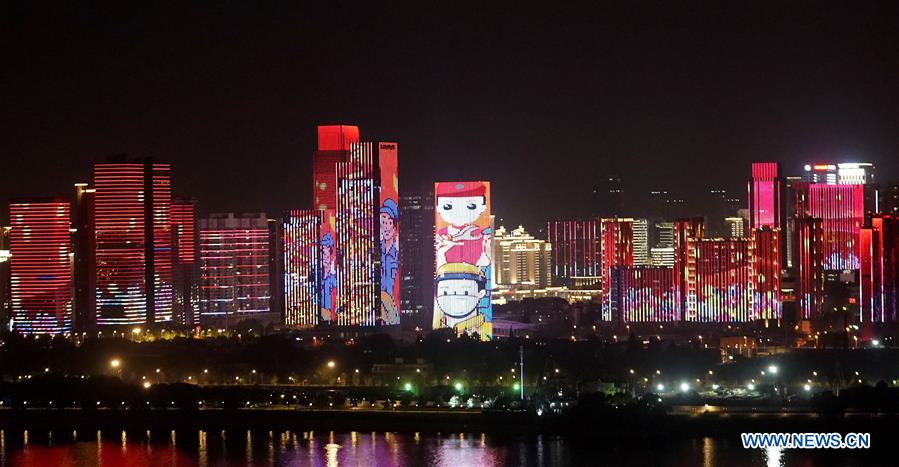 CHINA-HUBEI-WUHAN-LIGHT SHOW (CN)