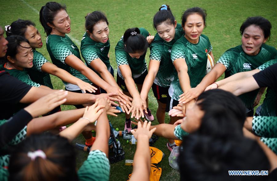 (SP)CHINA-HAIKOU-RUGBY 7S-CHINESE WOMEN'S TEAM-TRAINING(CN)