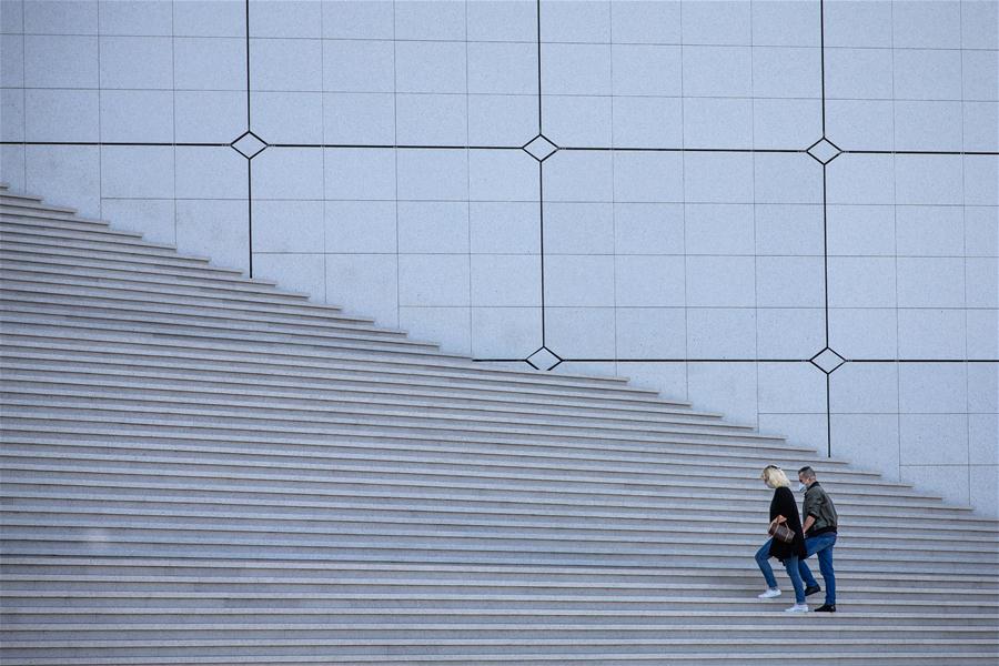 XINHUA PHOTOS OF THE DAY