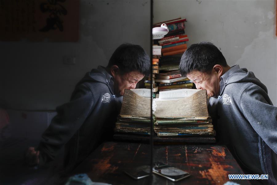 XINHUA PHOTOS OF THE DAY