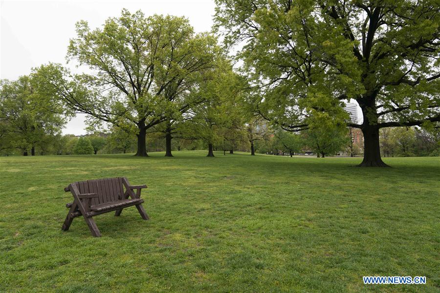 U.S.-VIRGINIA-ARLINGTON-COVID-19-DEATH TOLL