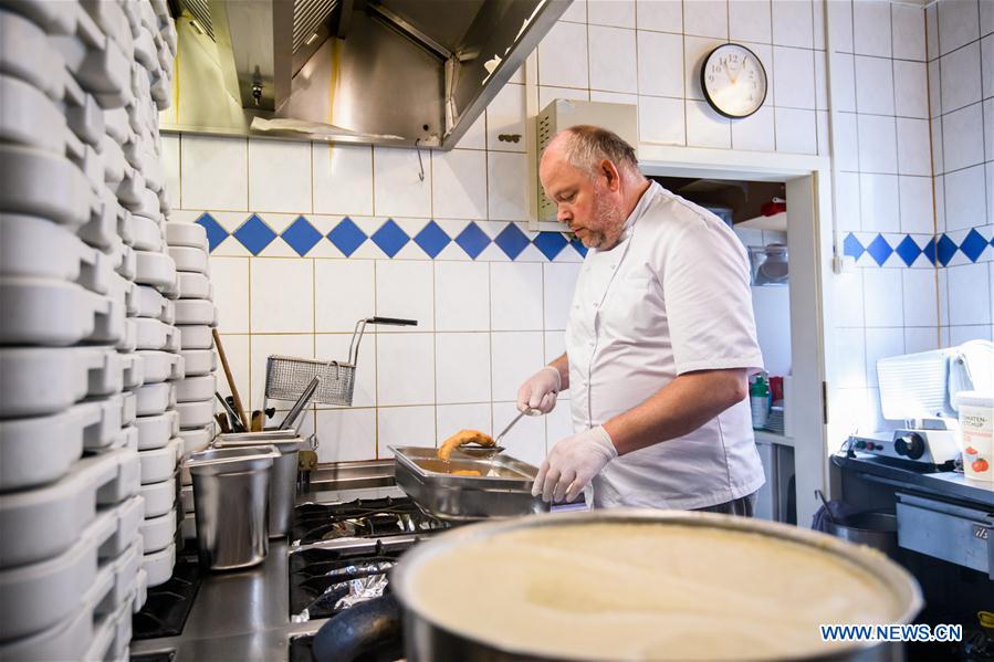 GERMANY-ROSENHEIM-COVID-19-FREE MEALS