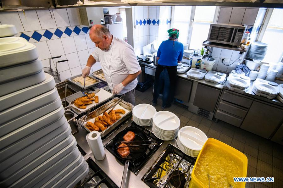 GERMANY-ROSENHEIM-COVID-19-FREE MEALS