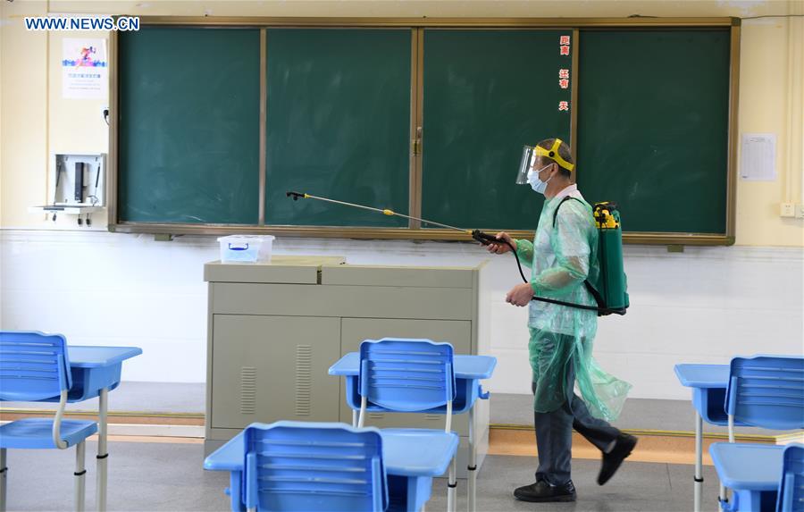 CHINA-GUANGDONG-GUANGZHOU-CAMPUS-EPIDEMIC-PREVENTION (CN)