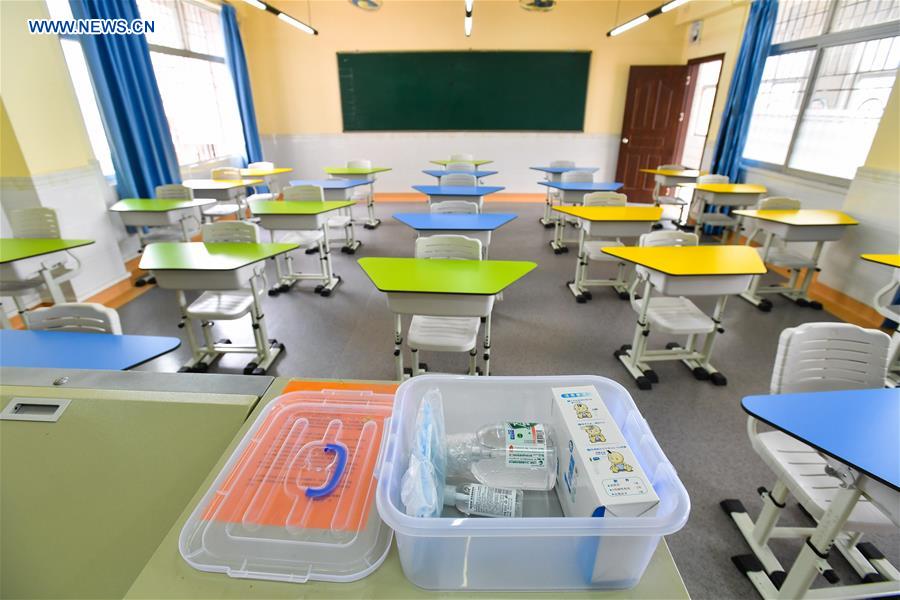 CHINA-GUANGDONG-GUANGZHOU-CAMPUS-EPIDEMIC-PREVENTION (CN)