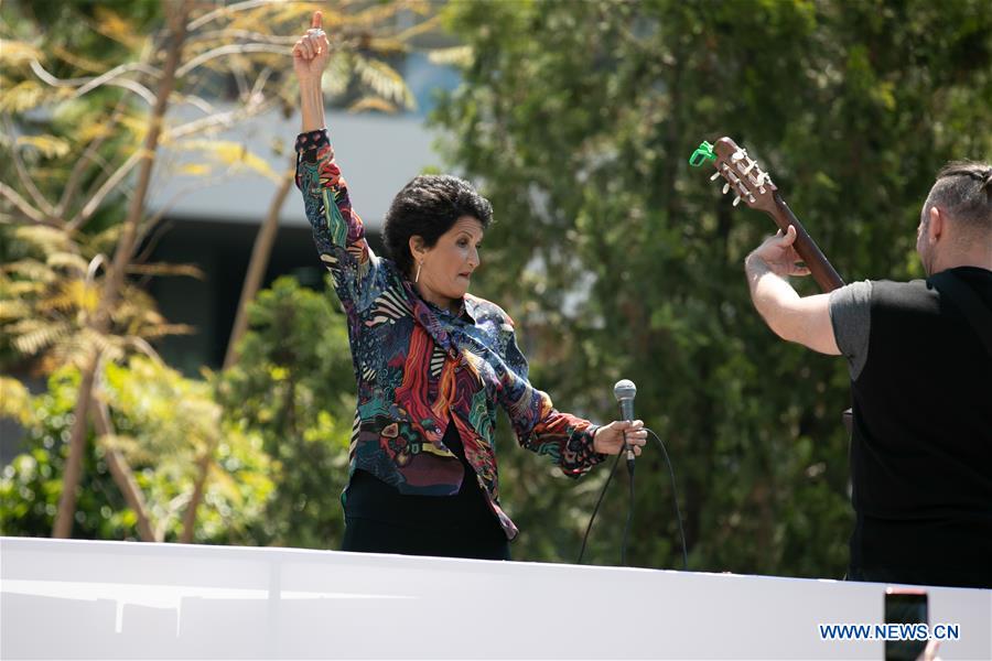 GREECE-ATHENS-TRUCK-TOP CONCERT-COVID-19 LOCKDOWN