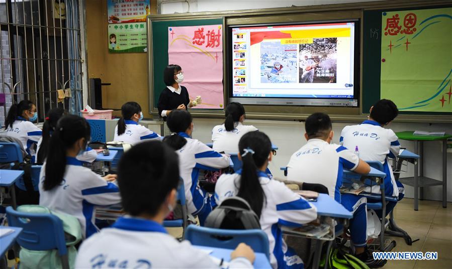 CHINA-GUANGZHOU-COVID-19-SCHOOL-GRADUATING CLASSES-RESUMPTION (CN)
