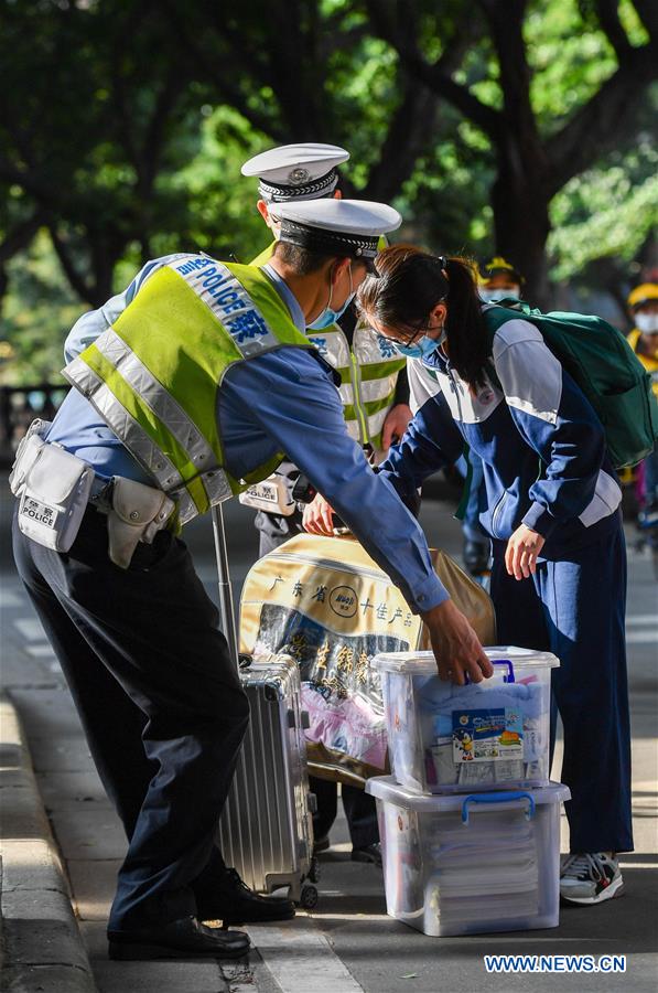 CHINA-GUANGZHOU-COVID-19-SCHOOL-GRADUATING CLASSES-RESUMPTION (CN)