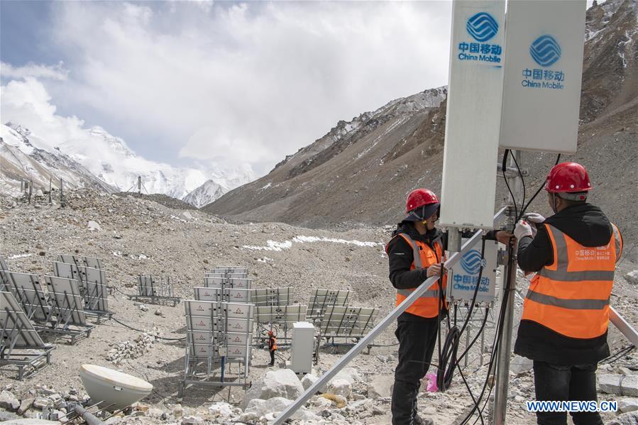 (InTibet)CHINA-TIBET-MOUNT QOMOLANGMA-5G BASE STATION (CN)
