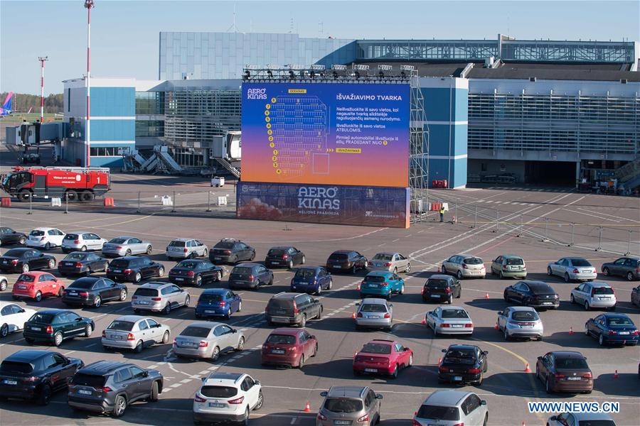 LITHUANIA-VILNIUS-COVID-19-AIRPORT-DRIVE-IN THEATER