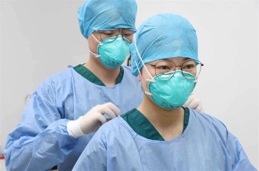 #CHINA-JIANGSU-NANTONG-LABORATORY-COUPLE (CN)