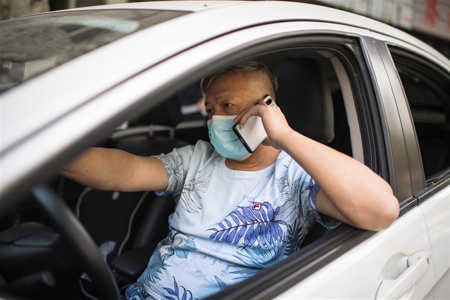 CHINA-WUHAN-COVID-19-VOLUNTEER DRIVERS (CN)