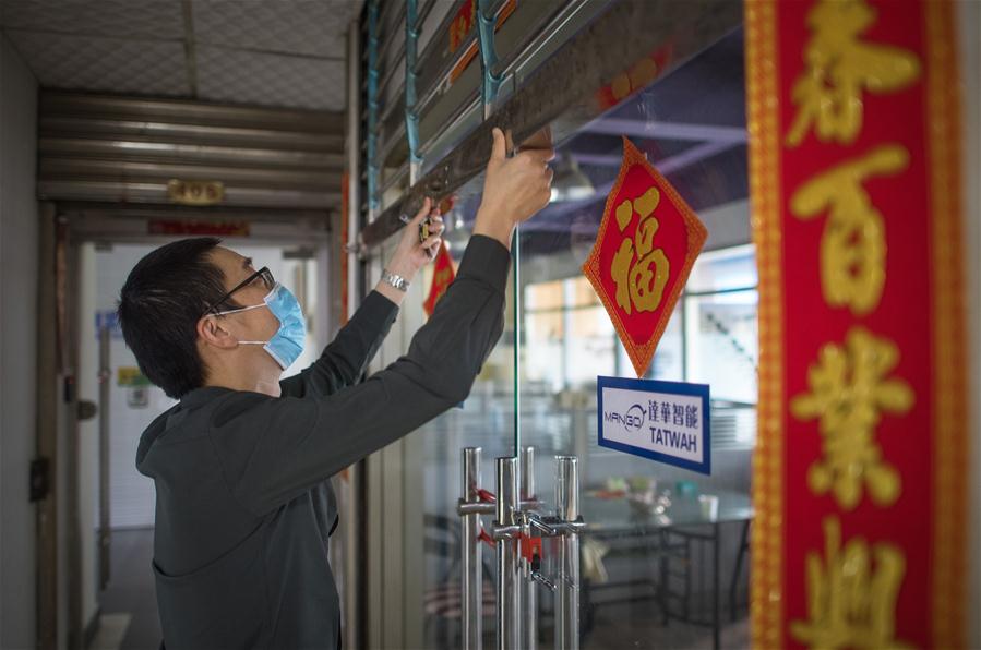 CHINA-WUHAN-COVID-19-VOLUNTEER DRIVERS (CN)