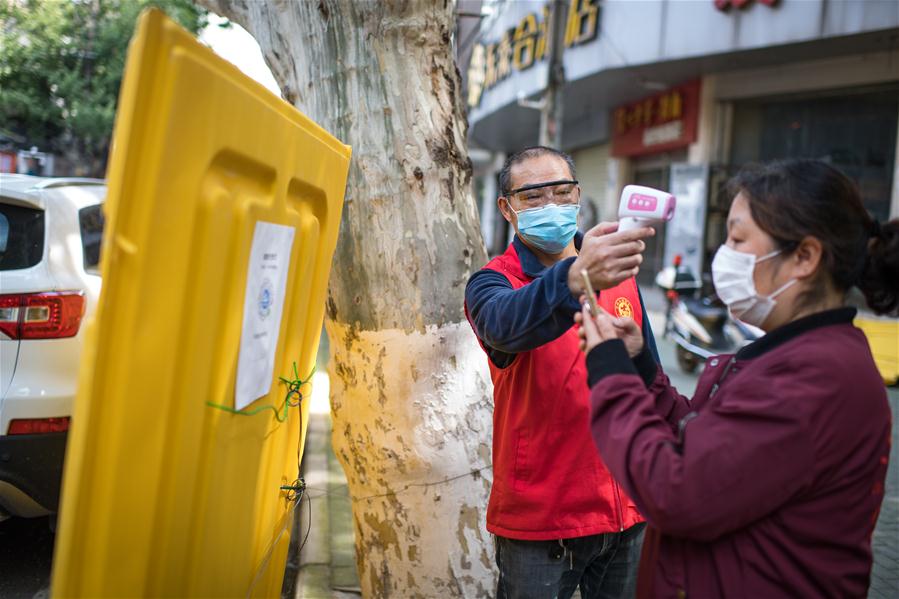 CHINA-WUHAN-COVID-19-VOLUNTEER DRIVERS (CN)